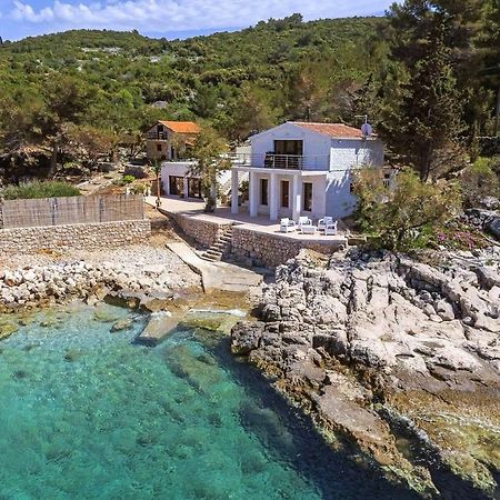 Villa Mendes Zastražišće Εξωτερικό φωτογραφία