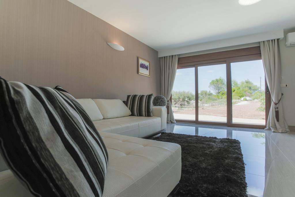 Villa Mendes Zastražišće Εξωτερικό φωτογραφία
